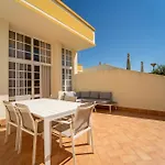 Ponta Grande Апарт-готель
