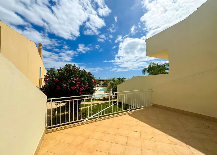 شقة فندقية Ponta Grande 5*