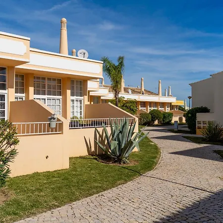 Lägenhetshotell Ponta Grande